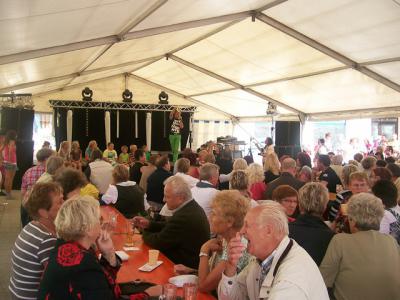 Steinbrecher und H&ouml;hndorf  (Bild vergr&ouml;&szlig;ern)
