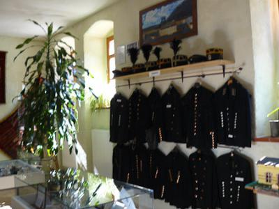 Foto: Steinbrecher  (Bild vergr&ouml;&szlig;ern)