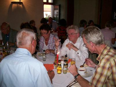 Fotos: Frau B. H&ouml;hndorf  (Bild vergr&ouml;&szlig;ern)