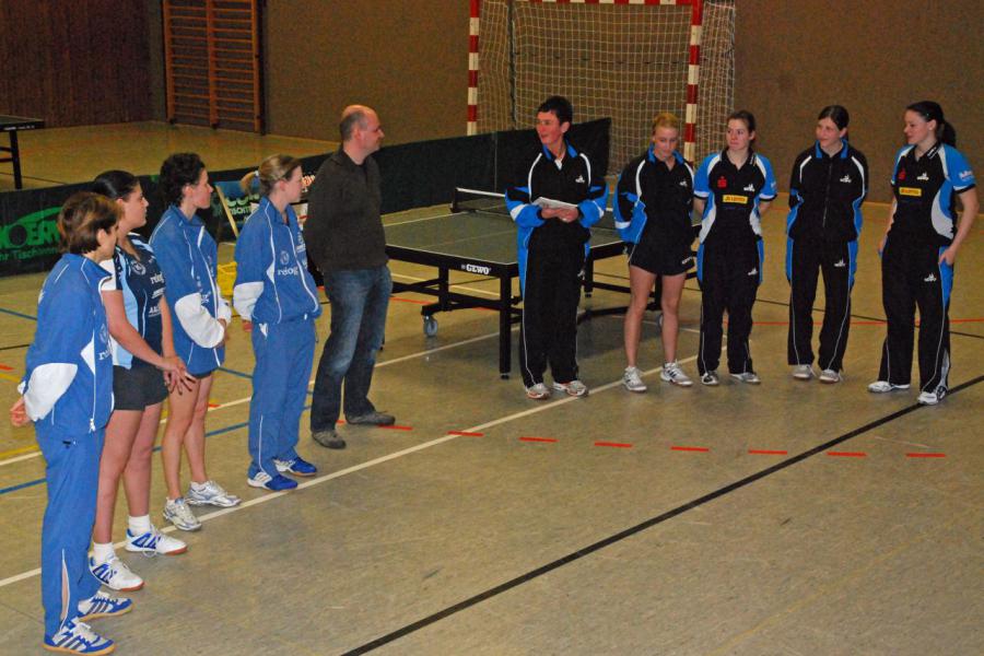 Bild: Mannschaftsaufstellung