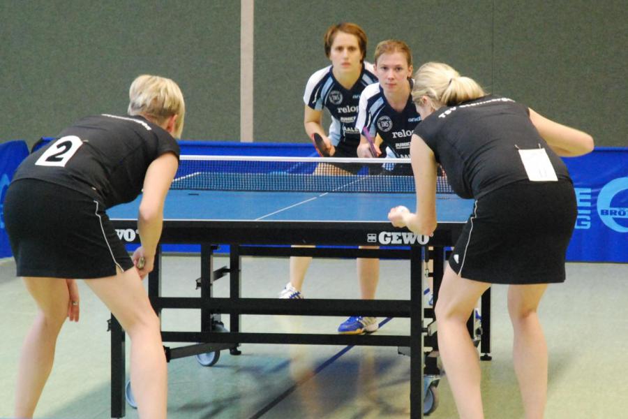 Bild: Kadrina und Katja gewannen ihr Doppel