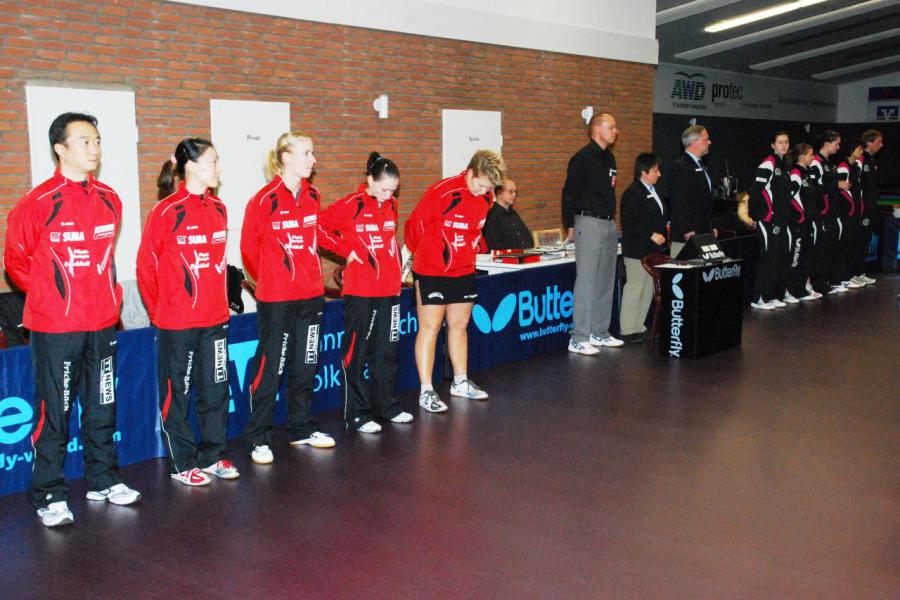 Bild: Mannschaftsaufstellung