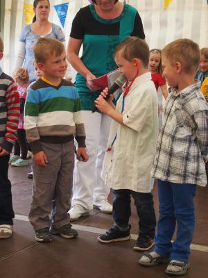 Foto des Albums: Dorf - & Sportfest " Kinder-Programm" (30. 06. 2013)