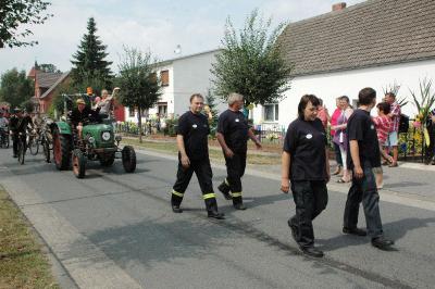 Foto des Albums: 100 Jahre Feuerwehr und Dorffest gemeinsam gefeiert