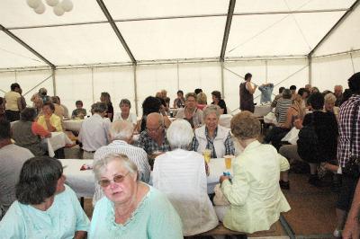 Foto des Albums: 100 Jahre Feuerwehr und Dorffest gemeinsam gefeiert