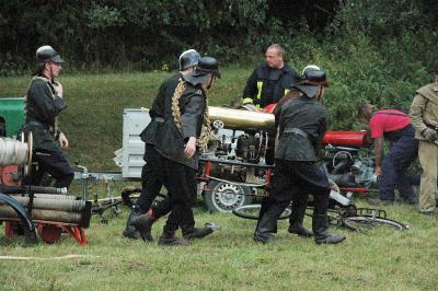 Foto des Albums: 100 Jahre Feuerwehr und Dorffest gemeinsam gefeiert