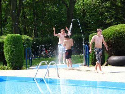 Foto des Albums: Eröffnung der Freibadsaison Augsdorf 2011