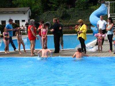 Foto des Albums: Eröffnung der Freibadsaison Augsdorf 2011