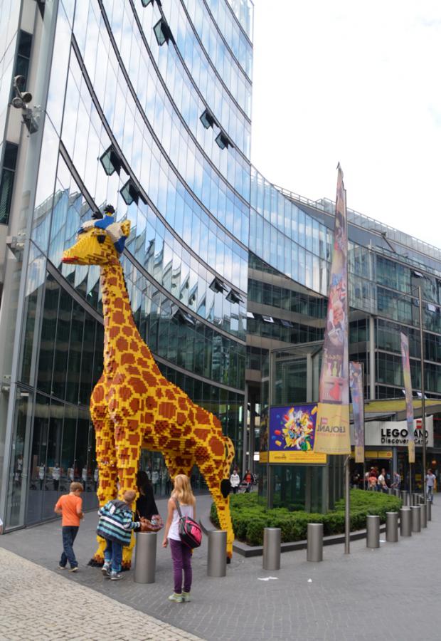 Bild: Legoland am Potsdamer Platz lockt mit einem Geocache