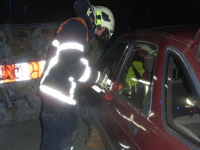 Foto des Albums: PKW-Fahrer übersieht Straßensperrung