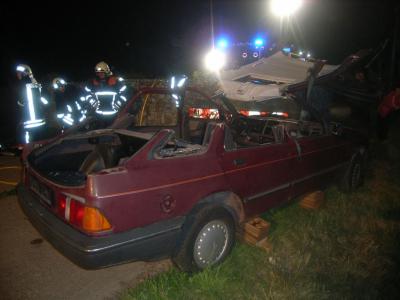 Foto des Albums: PKW-Fahrer übersieht Straßensperrung