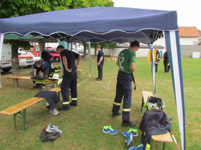 Foto des Albums: Fit für`s Feuer - Wettkampf 2013 (08. 09. 2013)