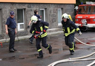 Foto des Albums: Fit für`s Feuer - Wettkampf 2013 (08. 09. 2013)