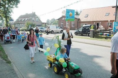 Foto des Albums: Dorf-Ernte-Fest in Steffenshagen