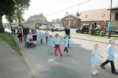 Foto des Albums: Dorf-Ernte-Fest in Steffenshagen