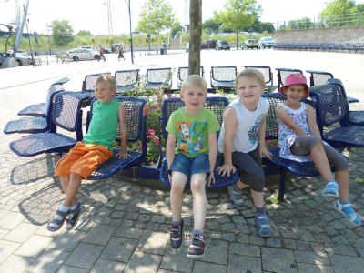 Foto des Albums: Unternehmen mit den zukünftigen Schulkindern Nr. 2