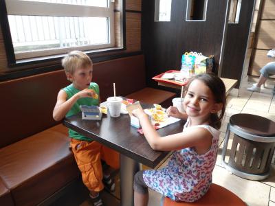 Foto des Albums: Unternehmen mit den zukünftigen Schulkindern Nr. 2