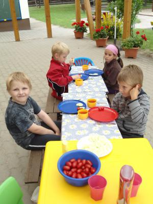 Foto des Albums: Unternehmen mit den zukünftigen Schulkindern Nr. 2