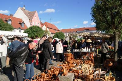 Fotoalbum 18. Töpfermarkt auf dem Töpfermarkt