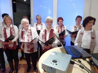 Foto des Albums: Ständchen singen zum 70. Geburtstag (10. 11. 2013)