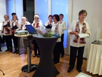 Foto des Albums: Ständchen singen zum 70. Geburtstag (10. 11. 2013)