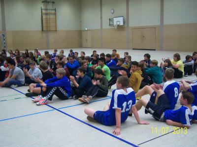 Foto des Albums: Jugend trainiert für Olympia – Kreisfinale Handball (07. 11. 2013)