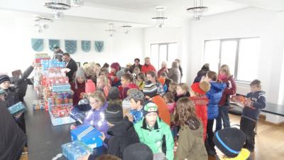 Foto des Albums: Weihnachten im Schuhkarton 2013