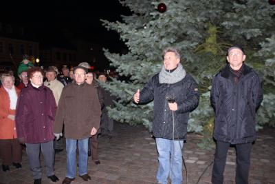 Foto des Albums: Der Wittstocker Marktplatz erstrahlt im Lichterglanz (01.12.2013)