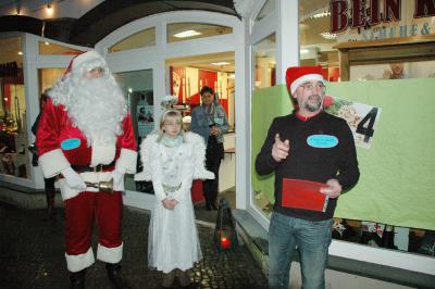 Adventskalender T&uuml;r 4  (Bild vergr&ouml;&szlig;ern)