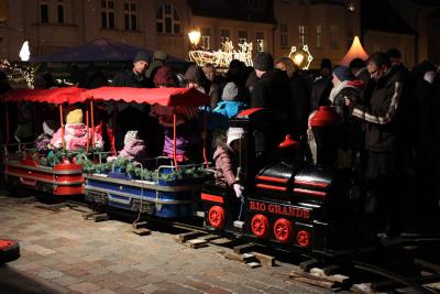 Foto des Albums: Wittstocker Weihnachtsmarkt und Abendspaziergang (07.12.2013)