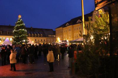 Foto des Albums: Wittstocker Weihnachtsmarkt und Abendspaziergang (07.12.2013)