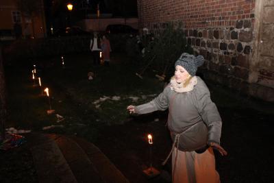 Foto des Albums: Wittstocker Weihnachtsmarkt und Abendspaziergang (07.12.2013)