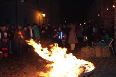 Foto des Albums: Wittstocker Weihnachtsmarkt und Abendspaziergang (07.12.2013)