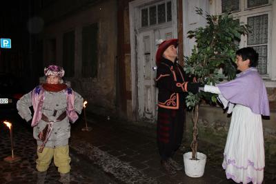 Foto des Albums: Wittstocker Weihnachtsmarkt und Abendspaziergang (07.12.2013)