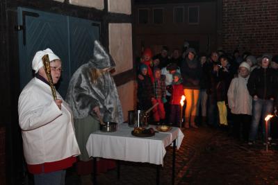 Foto des Albums: Wittstocker Weihnachtsmarkt und Abendspaziergang (07.12.2013)