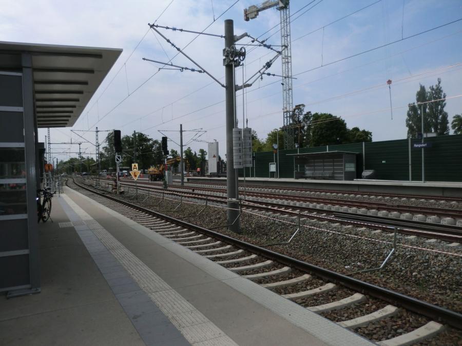 Bild: © Foto: K.. Schulze - Bahnübergangsbeseitigung 05/2015