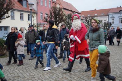 Foto des Albums: Abholen des Weihnachtsmannes in Dahme und Märchenstunde (24.12.2013)