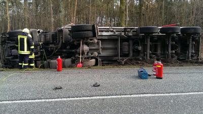 Foto des Albums: Einsatz 013/2014  -  Verkehrsunfall