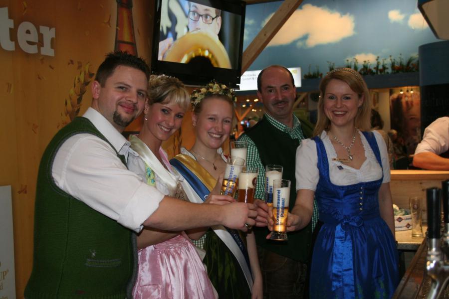 Bild: Prost - bei der Löwenbrauerei Passau
