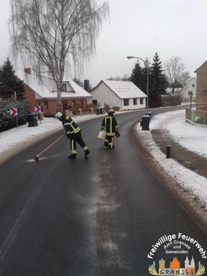 Aufbringen von Bindemittel 