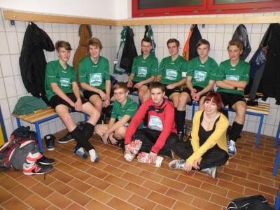 Das Team mit Vicky als Betreuerin 