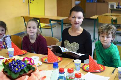 Foto des Albums: Bundestagsabgeordnete Jana Schimke zu Gast bei den Reporterkids