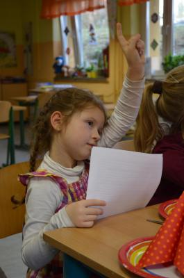 Foto des Albums: Bundestagsabgeordnete Jana Schimke zu Gast bei den Reporterkids