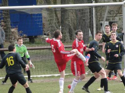 Foto des Albums: TuS - HSV