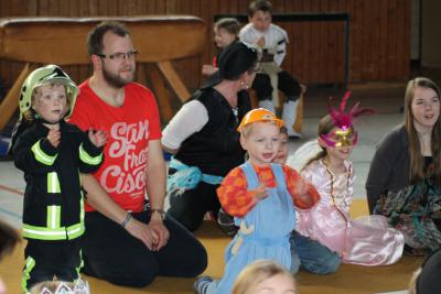 Foto des Albums: Karneval beim Kinderturnen mit dem Turntiger