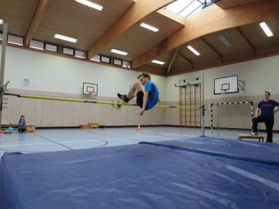 Foto des Albums: Hochsprungwettbewerb Klasse 3 bis 6