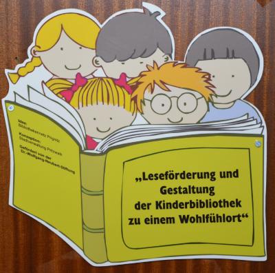 Foto des Albums: Einweihung der neuen Kinderbuchabteilung in der Stadtbibliothek