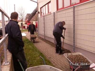 Foto des Albums: Frühjahrsputz bei der Feuerwehr Gransee