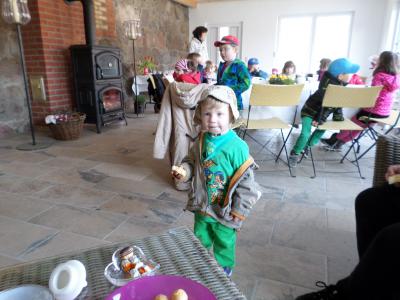 Foto des Albums: Kleine „Hummeln“ aus Steffenshagen auf Rohwedders Hof