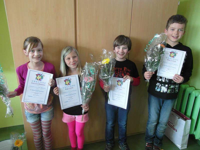 Bild: v.l.n.r.Anna-Lena Offenbecher, Meggy Culmsee, Tim Kasten, Niklas v. Dulak